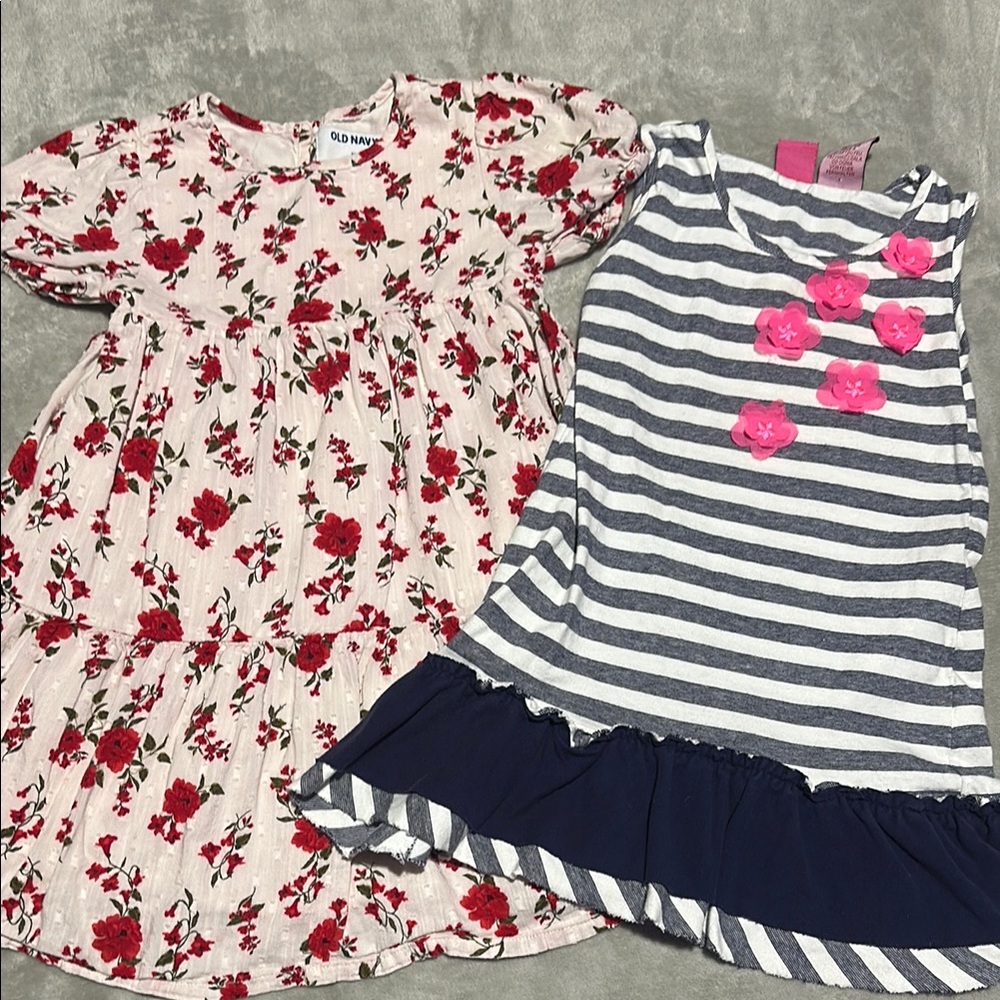 2/$10 Bundle of 2 Adorable Girls Dresses - 5T